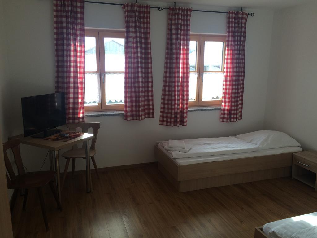 Hotel Stangl-Hof Forstinning Zewnętrze zdjęcie